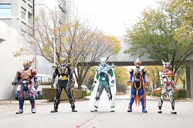 Kamen Rider Geats × Revice: Movie Battle Royale - Photos