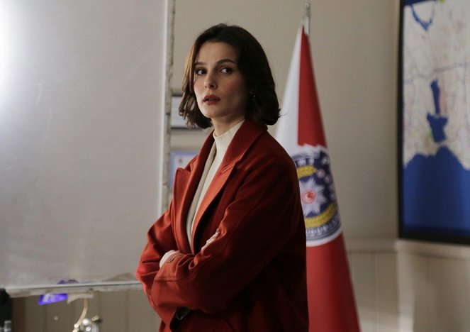 Akıncı - Episode 7 - Kuvat elokuvasta - Büşra Develi