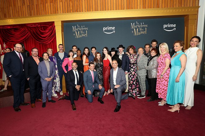 Úžasná paní Maiselová - Série 5 - Z akcí - Prime Video celebrates the final season of The Marvelous Mrs. Maisel at The High Line Room at The Standard Highline on April 11, 2023 in New York City