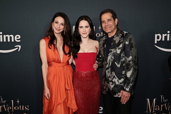 Úžasná paní Maiselová - Série 5 - Z akcií - Prime Video celebrates the final season of The Marvelous Mrs. Maisel at The High Line Room at The Standard Highline on April 11, 2023 in New York City