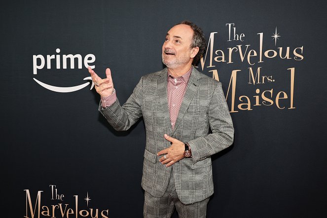 Úžasná paní Maiselová - Série 5 - Z akcií - Prime Video celebrates the final season of The Marvelous Mrs. Maisel at The High Line Room at The Standard Highline on April 11, 2023 in New York City