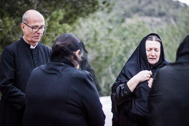 Los crímenes del día de Todos los Santos - Dreharbeiten - Marilina Marí