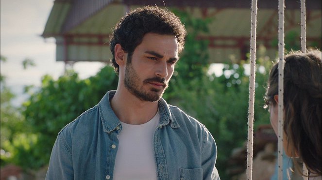 Gül Masalı - De la película - Erdem Kaynarca