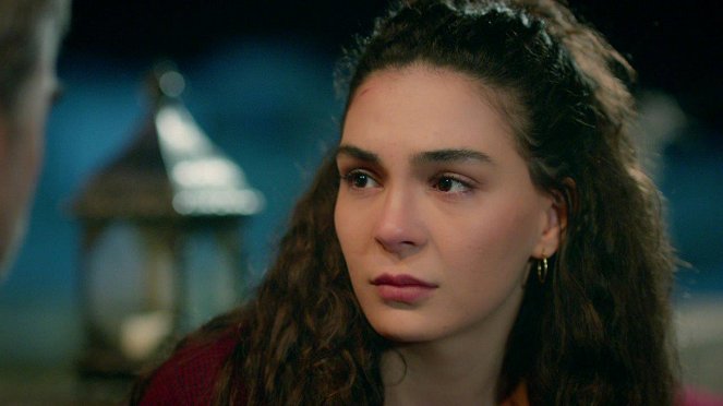 Hercai - Episode 8 - De la película