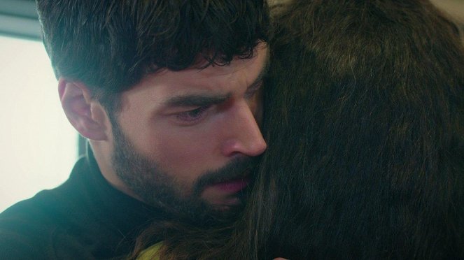 Hercai - Episode 9 - Kuvat elokuvasta - Akın Akınözü