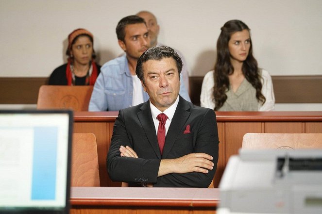 Sen Anlat Karadeniz - Season 3 - Episode 1 - Kuvat elokuvasta