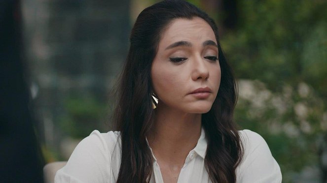 Sen Anlat Karadeniz - Season 3 - Episode 4 - De la película