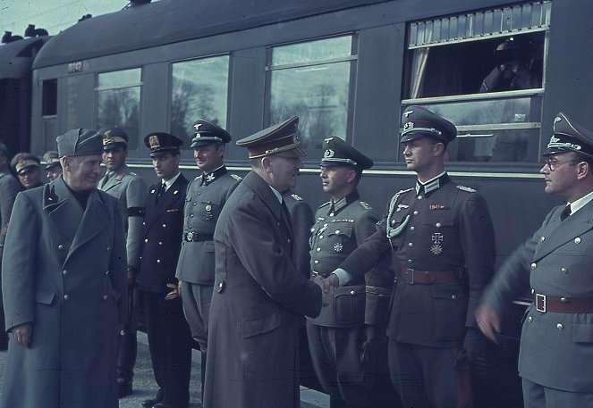 Tajné dokumenty Vatikánu odhaleny: Papež a ďábel - Z filmu - Benito Mussolini, Adolf Hitler