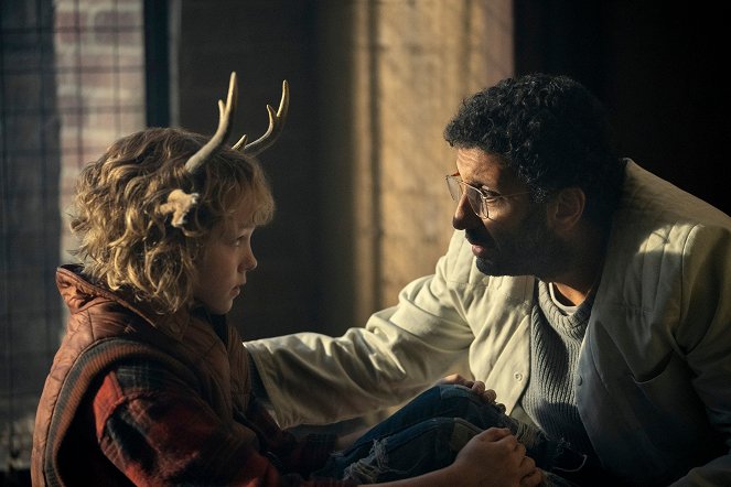 Sweet Tooth - Season 2 - Into the Deep Woods - Photos - Christian Convery, Adeel Akhtar