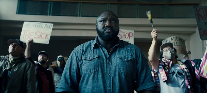 Sweet Tooth - Au fin fond des bois - Film - Nonso Anozie