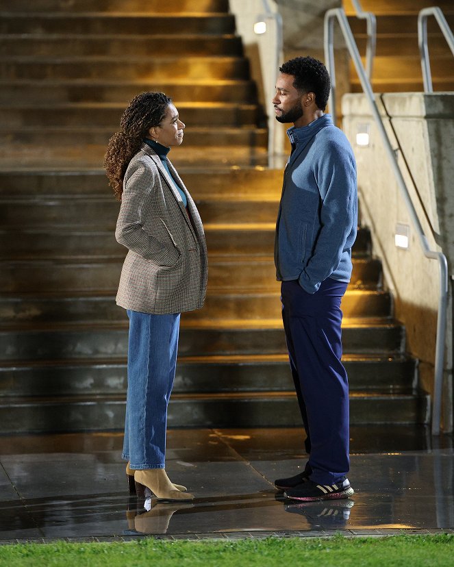 Grey's Anatomy - Shadow of Your Love - Photos - Kelly McCreary, Anthony Hill