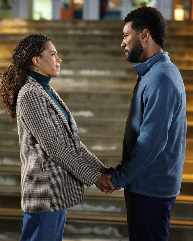 Grey's Anatomy - Shadow of Your Love - Photos - Kelly McCreary, Anthony Hill