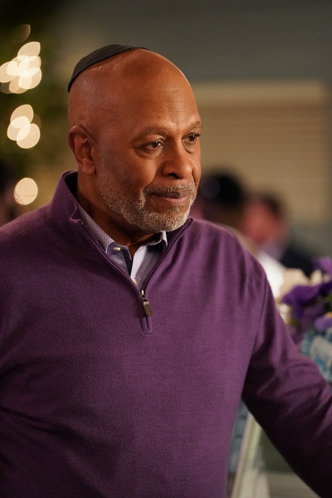 Grey's Anatomy - Shadow of Your Love - Photos - James Pickens Jr.