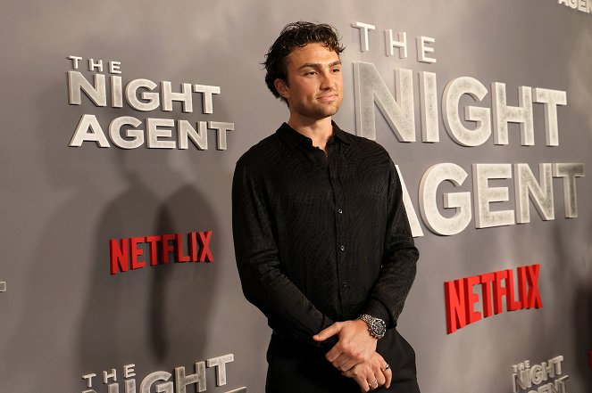 Nocny agent - Season 1 - Z imprez - The Night Agent Los Angeles special screening at Netflix Tudum Theater on March 20, 2023 in Los Angeles, California