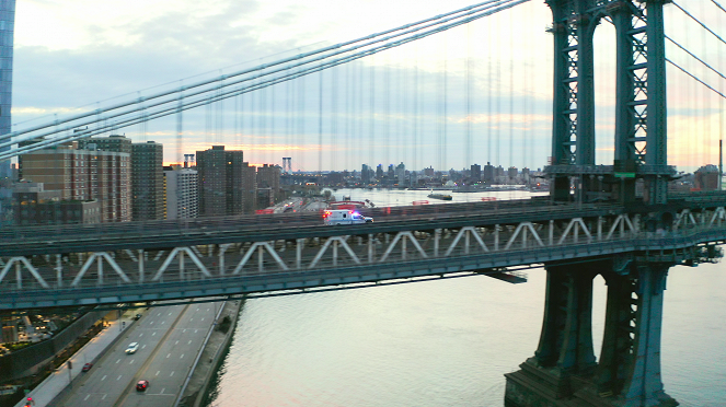 Emergency: NYC - Filmfotos