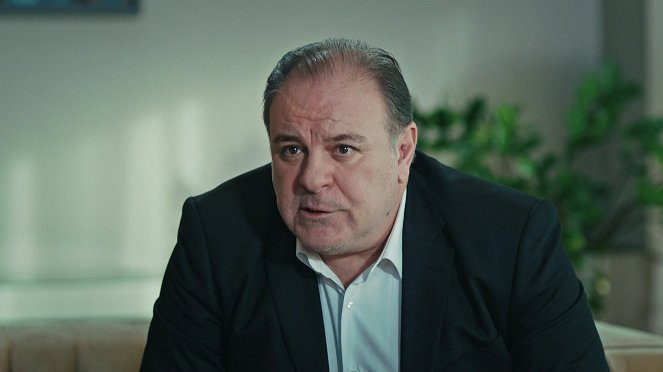 Eşkiya Dünyaya Hükümdar Olmaz - Episode 16 - De la película