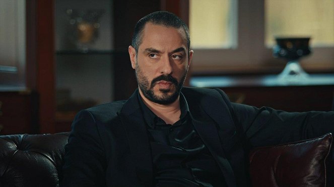 Eşkiya Dünyaya Hükümdar Olmaz - Episode 20 - De la película