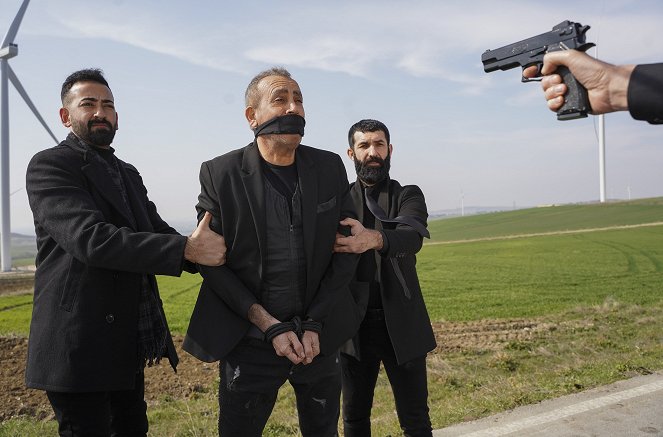 Üçlü Pürüz - De la película