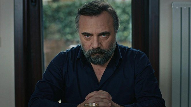 Eşkiya Dünyaya Hükümdar Olmaz - Season 4 - Episode 17 - Kuvat elokuvasta