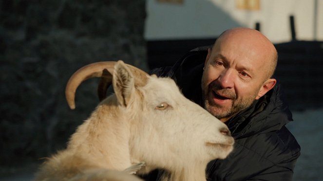 Drága örökösök - A visszatérés - A kecske is jóllakik - Filmfotos - Ferenc Lengyel