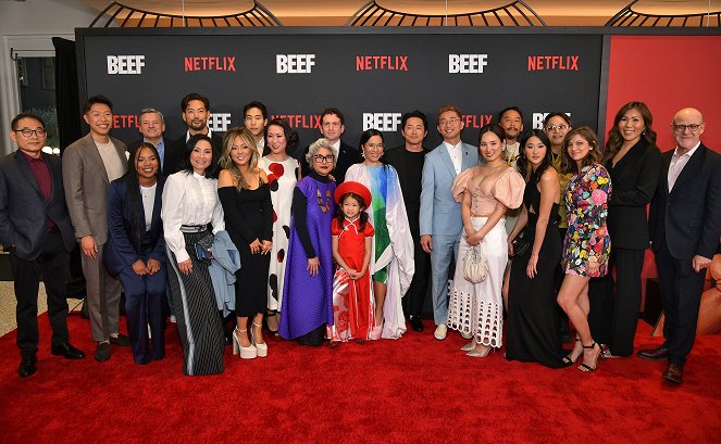 Beef - Evenementen - Netflix's Los Angeles premiere of "BEEF" at Netflix Tudum Theater on March 30, 2023 in Los Angeles, California - Joseph Lee, Young Mazino, Patti Yasutake, Remy Holt, Ali Wong, Steven Yeun