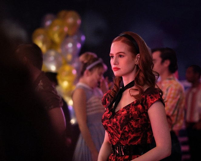 Riverdale - Chapter One Hundred Nineteen: Skip, Hop and Thump! - Photos - Madelaine Petsch