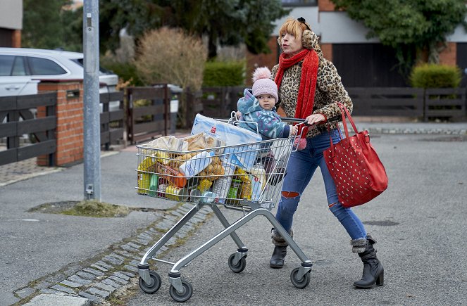 Případy mimořádné Marty - Série 1 - Východní vítr - Photos - Tatiana Dyková