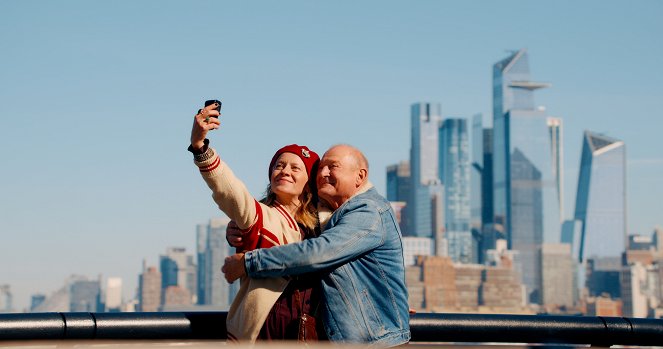 Die Unschärferelation der Liebe - Kuvat elokuvasta - Caroline Peters, Burghart Klaußner