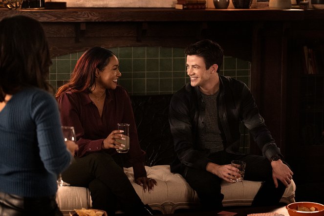 The Flash - Season 9 - The Mask of the Red Death (2) - Filmfotos - Candice Patton, Grant Gustin