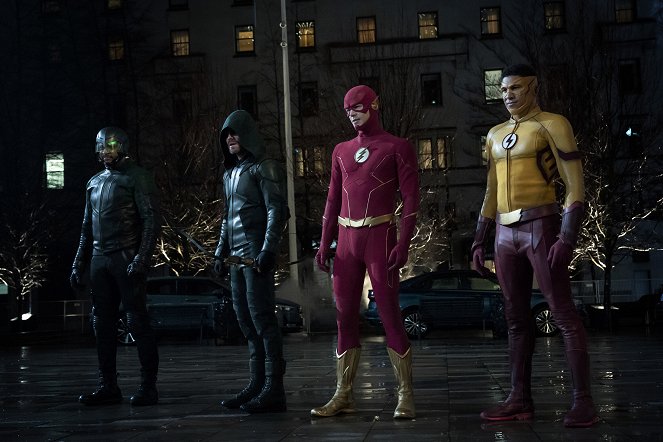 The Flash - Season 9 - It's My Party and I'll Die If I Want To - Photos - David Ramsey, Stephen Amell, Grant Gustin, Keiynan Lonsdale