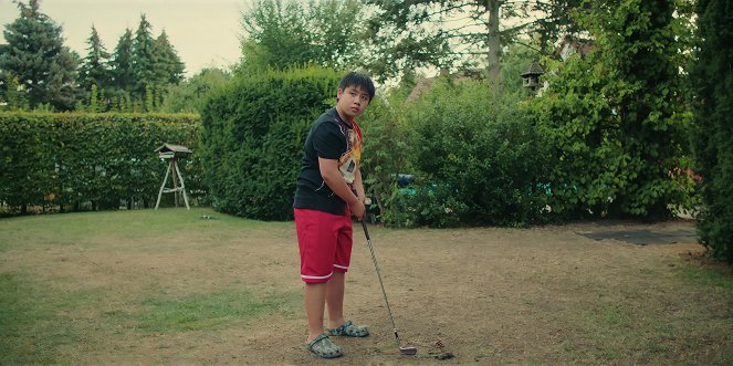 Doppelhaushälfte - Season 2 - Golfkrieg - De la película - Hoang Minh Ha