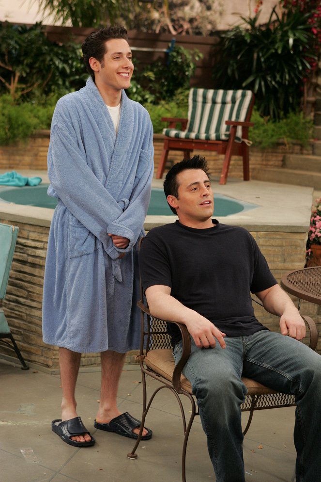 Joey - Season 1 - Joey and the Neighbor - Photos - Paulo Costanzo, Matt LeBlanc