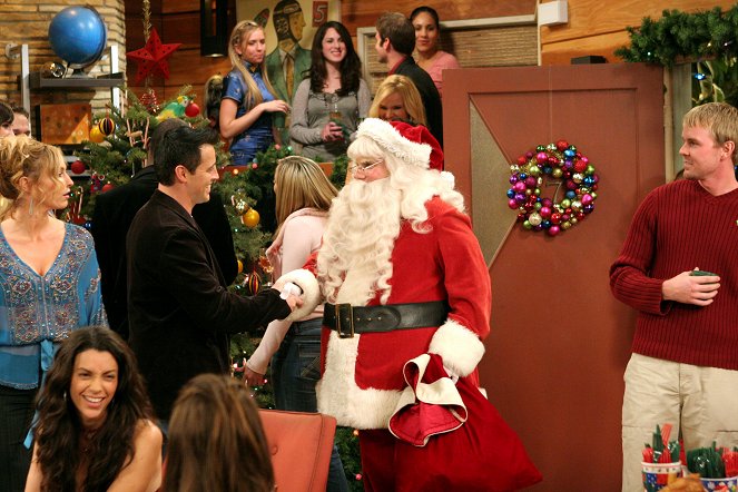 Joey - Season 2 - Joey and the Christmas Party - Photos - Drea de Matteo, Matt LeBlanc