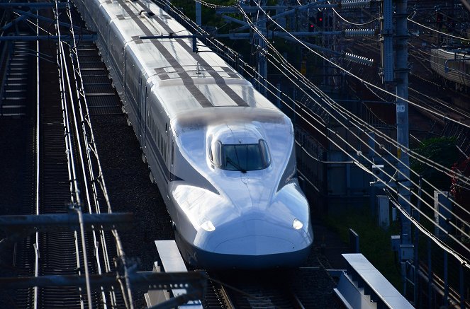 Eisenbahn-Romantik - Hakata Station – Highspeed, Luxus, Höflichkeit - Filmfotos