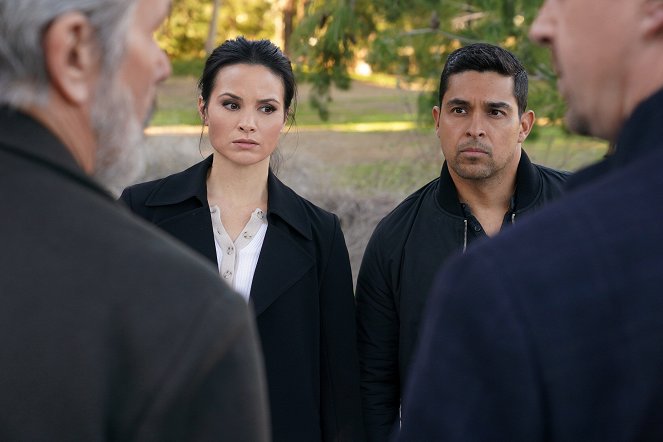 NCIS rikostutkijat - Season 20 - In the Spotlight - Kuvat elokuvasta - Katrina Law, Wilmer Valderrama