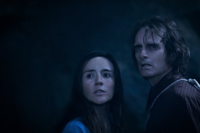 Cesta ven - Série 2 - Strangers in a Strange Land - Z filmu - Catalina Sandino Moreno, Scott McCord