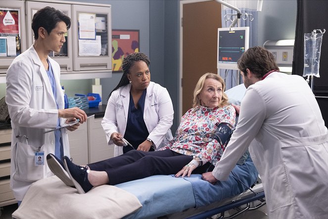 Grey's Anatomy - Die jungen Ärzte - Alles oder nichts - Filmfotos - Harry Shum Jr., Chandra Wilson
