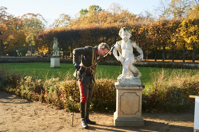 German Genius - Wilhelm und der Wanderbeschneider - Photos