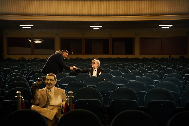 Niemiecki geniusz - Kredyt rewolwerowy - Z filmu - Kida Khodr Ramadan, Wim Wenders