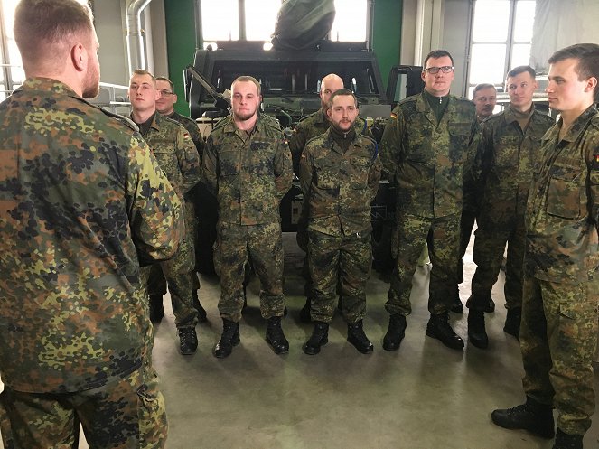 DokThema - Können wir Krieg? – Bundeswehr in der Zeitenwende - Z filmu