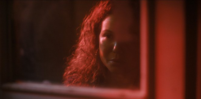 The Horror of Dolores Roach - Filmfotos - Justina Machado