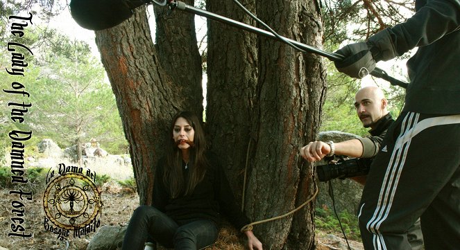 La dama del bosque maldito - Z nakrúcania - Mariana Rezk, George Karja