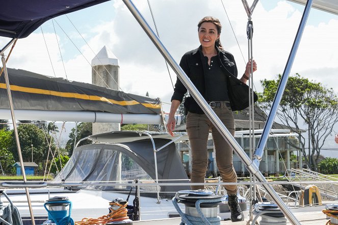 Navy CIS: Hawai'i - Season 2 - Lucys Nachtschicht - Dreharbeiten - Yasmine Al-Bustami