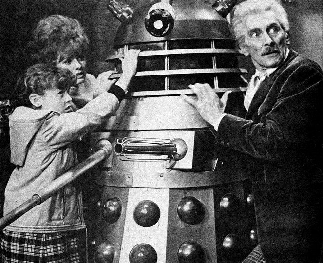 Dr. Who and the Daleks - Do filme - Roberta Tovey, Jennie Linden, Peter Cushing