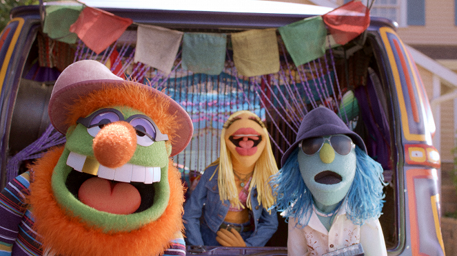 The Muppets Mayhem - Track 1: Can You Picture That? - Van film