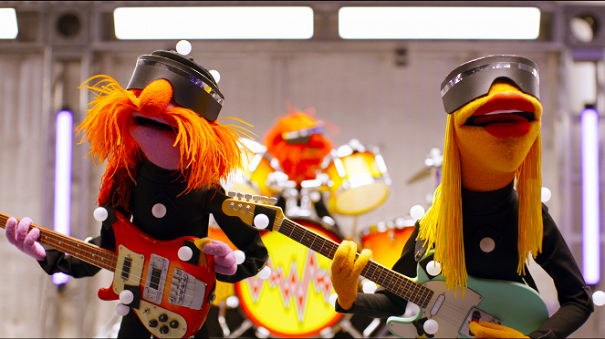 The Muppets Mayhem - Track 8: Virtual Insanity - De la película