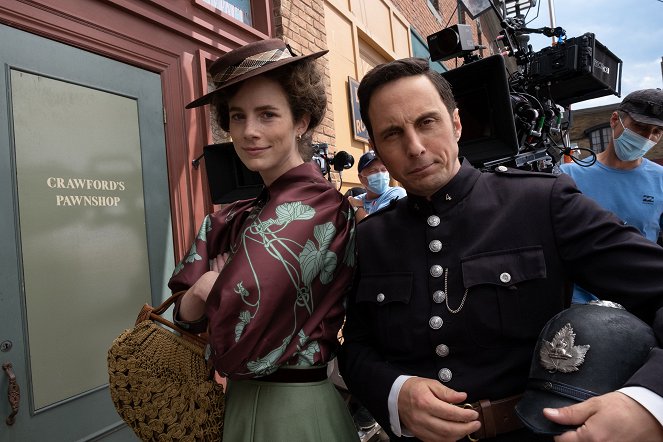 Murdoch Mysteries - Promising Young Ladies - Making of