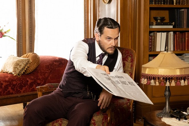 Murdoch Mysteries - Sometimes They Come Back, Part 1 - Photos - James Graham