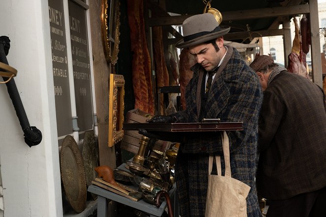 Murdoch Mysteries - Sometimes They Come Back, Part 2 - Photos - Daniel Maslany