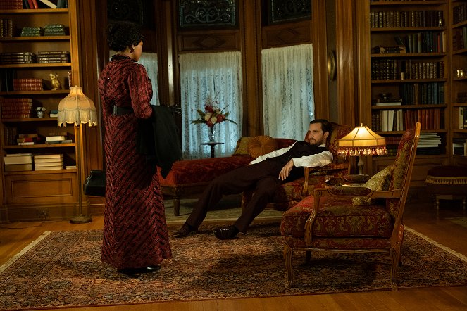Murdoch Mysteries - Sometimes They Come Back, Part 2 - Filmfotos - James Graham
